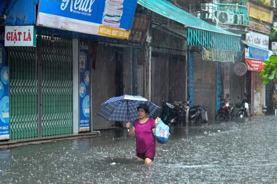 Thời tiết ngày 17/8: Nhiều nơi trên cả nước có mưa dông