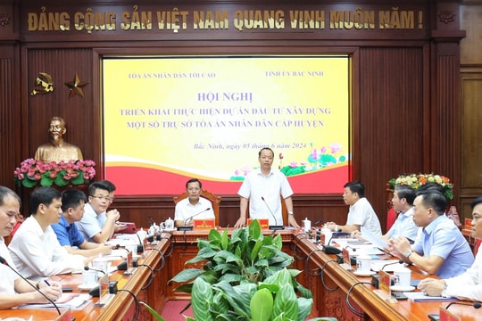 Phó Chánh án TANDTC Nguyễn Văn Du làm việc với Tỉnh ủy Bắc Ninh