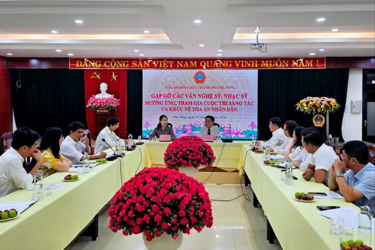 Gặp gỡ văn nghệ sỹ, nhạc sỹ hưởng ứng, tham gia Cuộc thi sáng tác ca khúc về TAND