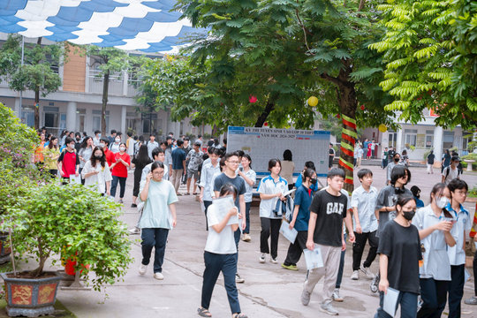 Hà Nội triển khai kế hoạch giảm áp lực với trường công
