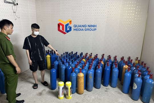 Phát hiện số lượng lớn bình khí "cười" cất giấu trong phòng trọ