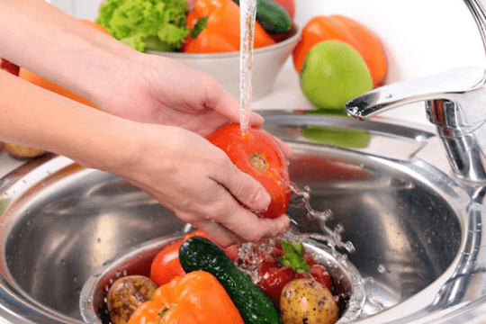 Phòng chống ngộ độc thực phẩm trong mùa nắng nóng