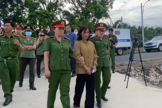 Bị gia đình chồng cũ giam lỏng, bạo hành để... 'trừ tà'