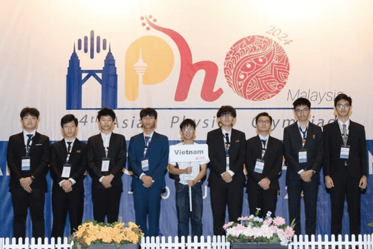 Việt Nam đạt 8 Huy chương Olympic Vật lý châu Á năm 2024