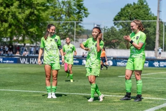 Huỳnh Như kết thúc hành trình tại Lank FC bằng tài năng và sự tử tế