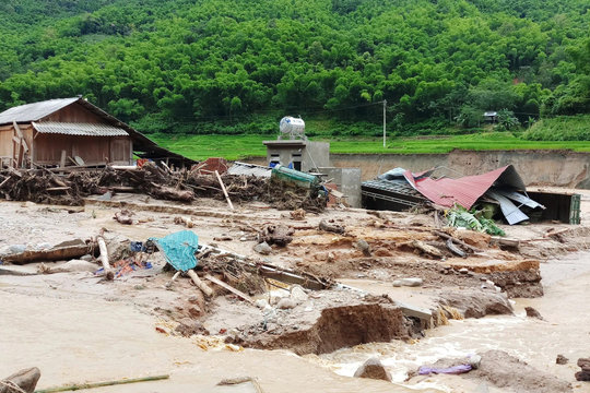 Tìm thấy nạn nhân bị lũ cuốn trôi ở Mường Tè