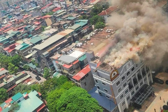 Cháy tại khách sạn Capital Garden Hà Nội