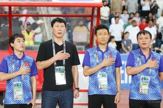 HLV Kim Sang Sik: Các cầu thủ đã tận hiến hết khả năng của mình