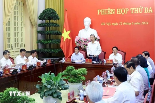 Chủ tịch nước Tô Lâm chủ trì phiên họp thứ 3 Ban chỉ đạo Tổng kết 40 năm đổi mới