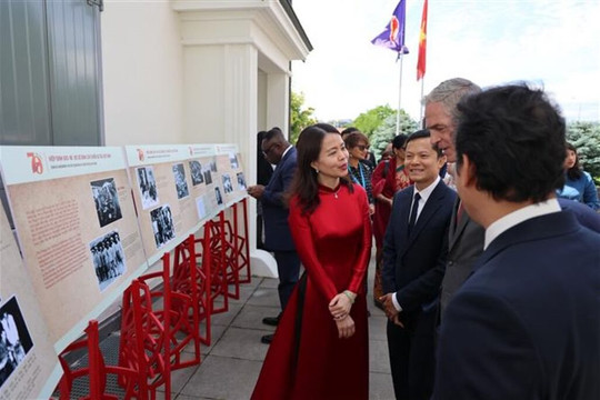 Triển lãm ảnh Hiệp định Geneva tại Thụy Sĩ