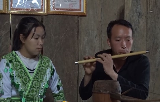 Bí thư Chi bộ trẻ dân tộc Mông tận tụy với công việc