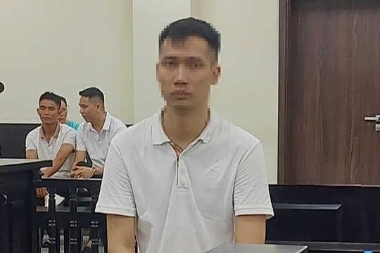 Lừa đảo khách hàng, nhân viên bán ô tô nhận kết đắng