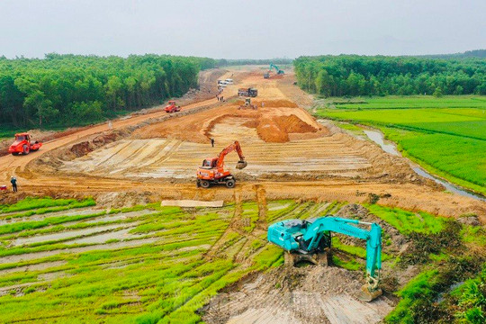 Chuẩn bị thí điểm tách giải phóng mặt bằng thành dự án độc lập