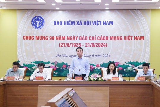 Báo chí "cánh tay nối dài" của truyền thông chính sách BHXH, BHYT tới người dân
