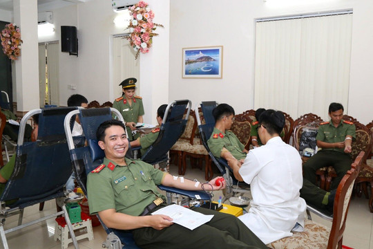 Công an tỉnh TT-Huế: Hưởng ứng ngày “Thế giới tôn vinh người hiến máu tình nguyện”