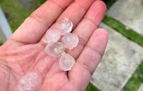 Cần Thơ xuất hiện mưa đá
