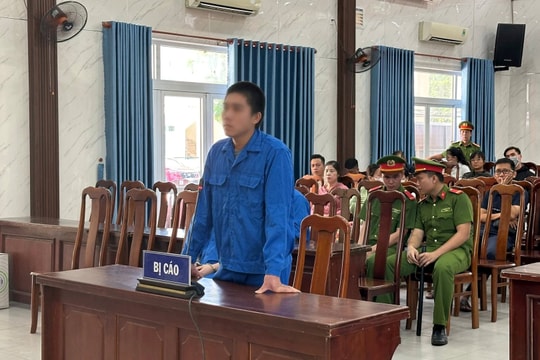 Giật túi được hơn triệu, 4 năm tù giam