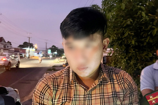 Bắt quả tang đối tượng vận chuyển ma túy