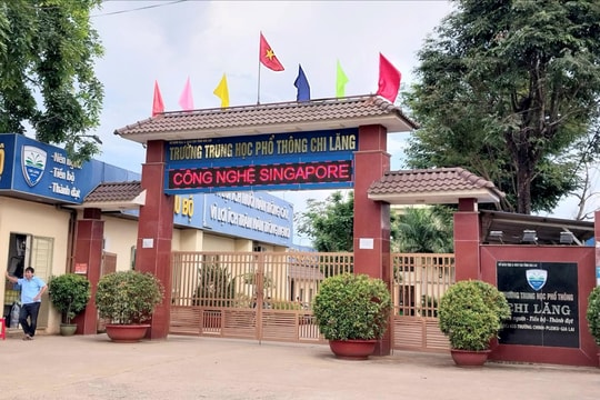 Xác minh nguyên nhân 19 học sinh Trường THPT Chi Lăng nhập viện nôn, ói, đau bụng, sốt