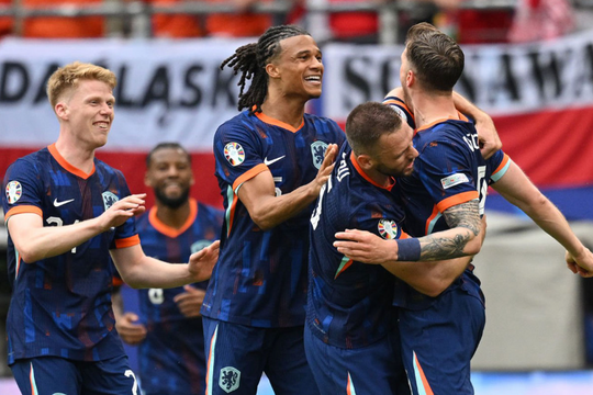 Kết quả Euro 2024: Cựu cầu thủ Man United giúp Hà Lan đánh bại Ba Lan với tỉ số 2-1