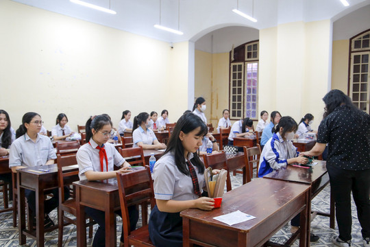 Điểm chuẩn vào lớp 10 năm học 2024 – 2025 tại Huế