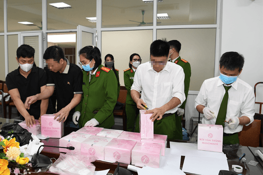Triệt phá đường dây ma túy “núp bóng” nồi lẩu, hộp sữa bột