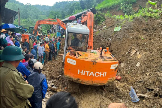 Bắc Kạn: Sạt lở đất khiến 4 người trong một gia đình tử vong
