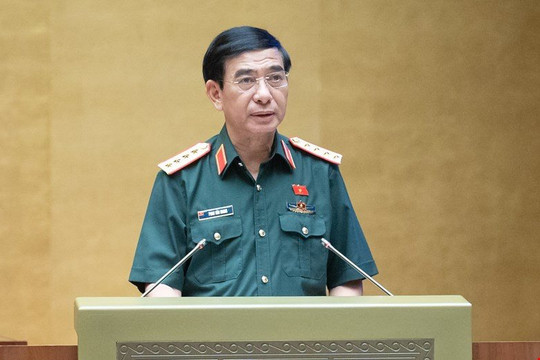 Quản lý chặt chẽ máy bay không người lái từ luật