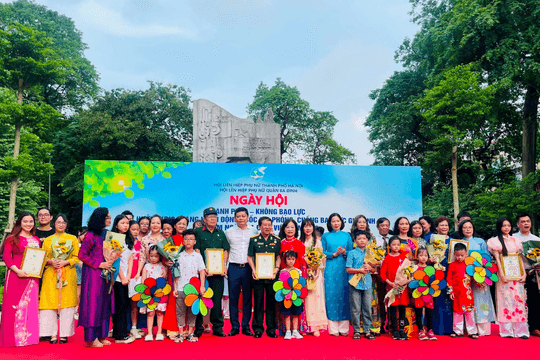 Xây dựng gia đình hạnh phúc sẽ đẩy lùi bạo lực