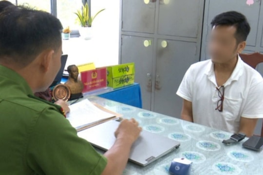 Bắt Giám đốc kinh doanh Công ty Lighting lừa đảo chiếm đoạt gần nửa triệu USD