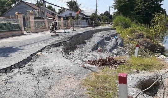 An Giang: Sạt lở đất bờ rạch Ông Chưởng gây thiệt hại cho người dân