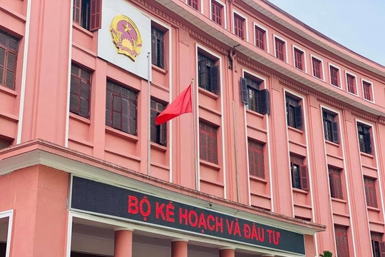 Đề xuất đối tượng không được điều hành doanh nghiệp khi thôi chức vụ tại Bộ Kế hoạch và Đầu tư
