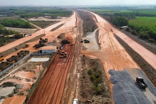 Long Thành ‘gần hơn’ với thực tế: Hoàn thành 2 tuyến giao thông quan trọng