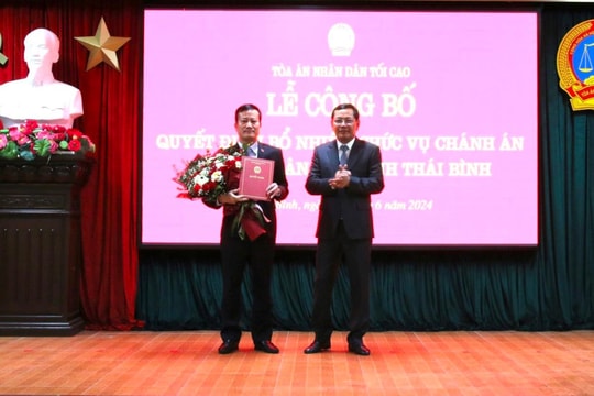 Trao Quyết định bổ nhiệm Chánh án TAND tỉnh Thái Bình