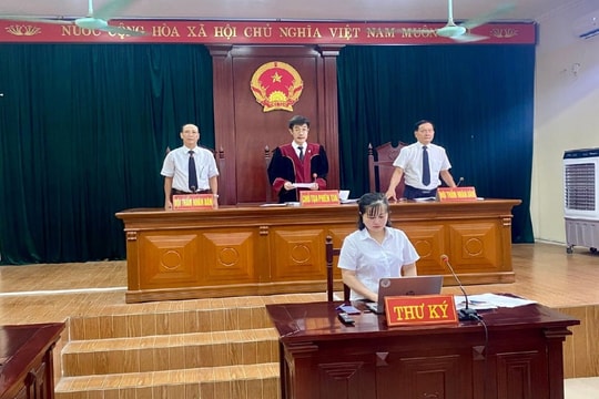 Mua ma túy về vừa sử dụng vừa bán kiếm lời