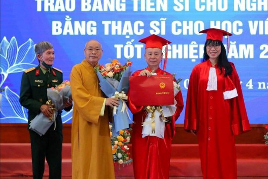 Đại học Luật Hà Nội thông tin về bằng tiến sĩ của Thượng tọa Thích Chân Quang