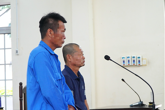 Buôn lậu dầu D.O trên biển, hai đối tượng lĩnh án 25 năm tù