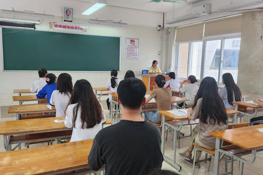 Bỏ đề xuất cấp giấy phép hành nghề giáo viên