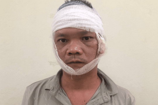 Hà Nội: Bắt khẩn cấp đối tượng sát hại bố đẻ và anh trai