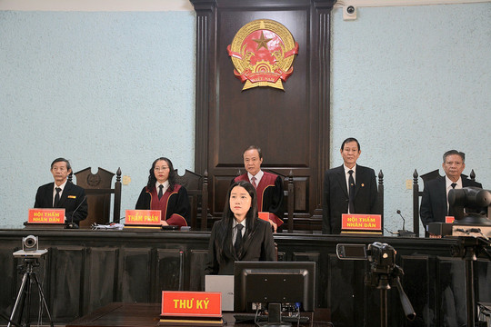 Tòa án Gia Lai mở phiên tòa trực tiếp và kết nối trực tuyến đến các Tòa án miền Trung-Tây Nguyên