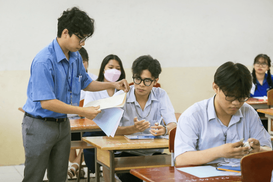 Hôm nay gần 1,1 triệu thí sinh làm thủ tục thi tốt nghiệp THPT