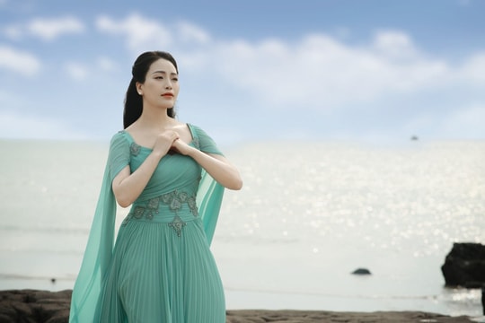 Sao Mai Huyền Trang gây ngạc nhiên với MV nhạc trữ tình “Chỉ biết yêu anh”