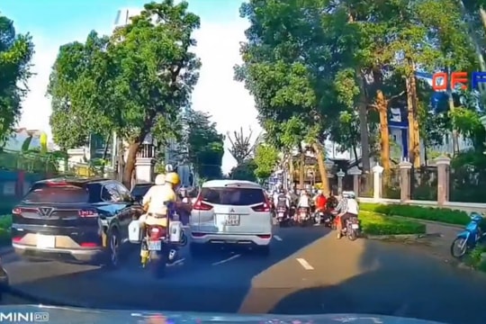 CSGT mở đường đưa sản phụ đi cấp cứu kịp thời