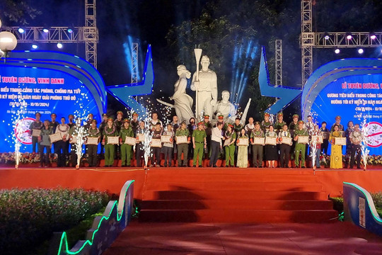 Hà Nội tuyên dương điển hình tiên tiến trong công tác phòng, chống ma túy