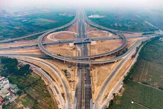 6 tháng, tiến độ giải ngân vốn đầu tư công cả nước đạt 28% kế hoạch