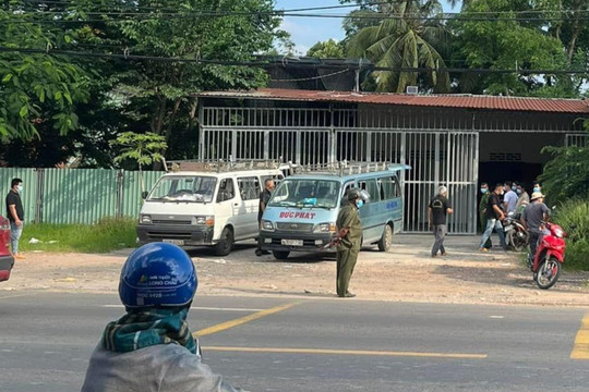 Điều tra vụ hai người tử vong trong căn nhà khóa cửa