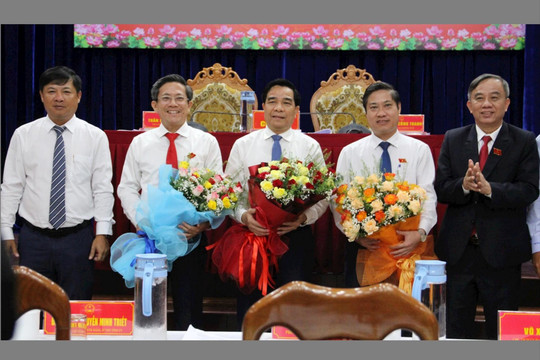 Phê chuẩn kết quả bầu 2 Phó Chủ tịch UBND tỉnh Quảng Nam