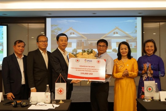 Hội Chữ thập đỏ hai nước Việt - Lào tiếp tục hợp tác, hỗ trợ