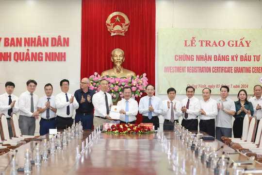 Quảng Ninh tiếp nhận 551 triệu USD đầu tư từ tập đoàn Foxconn