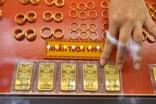 Giá vàng hôm nay 5/7: Giảm nhẹ sau dữ liệu kinh tế Mỹ